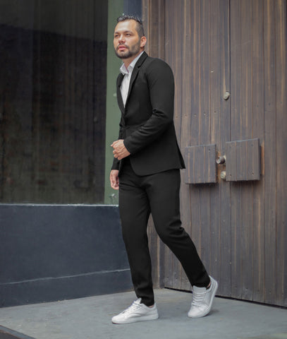 Traje negro